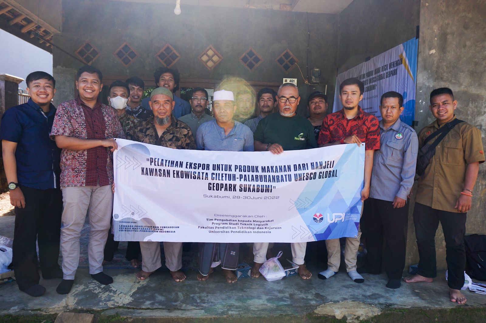 Read more about the article Program Pengabdian kepada Masyarakat (PkM) oleh  Dosen Prodi Teknik Logistik FPTK UPI di Wilayah Ekowisata Ciletuh Palabuhan Ratu UNESCO Global Geopark Sukabumi