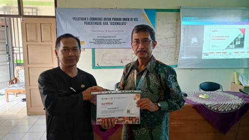 Read more about the article Pelatihan e-Commerce oleh  Dosen Prodi Teknik Logistik FPTK UPI di Wilayah Pancatengah